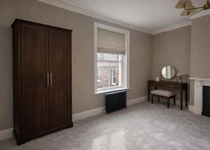 Ferienhaus Centre Amazing Georgian Townhouse